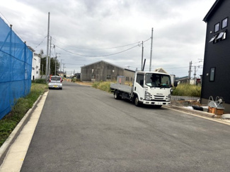 【前面道路含む現地写真】 | 前面道路