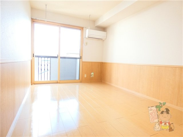 トゥアニモの居間・リビング