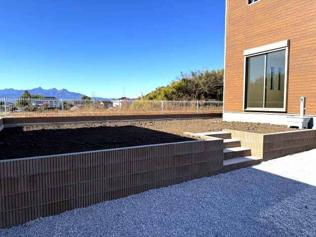 リーブルガーデンＳ第11　前橋市富士見町時沢　２号棟の庭|南庭付きです♪お庭バーベキューやガーデニングなどいかがでしょうか。