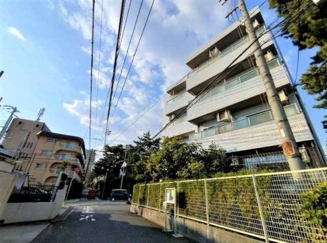 コスモピア東灘の外観