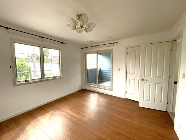 季美の森南売り中古戸建の洋室