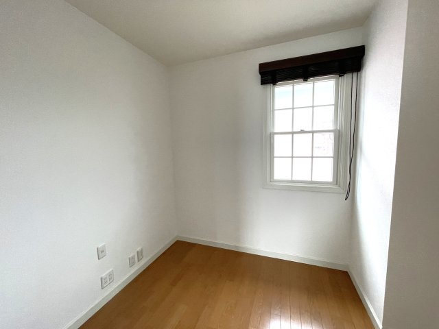 季美の森南売り中古戸建の洋室