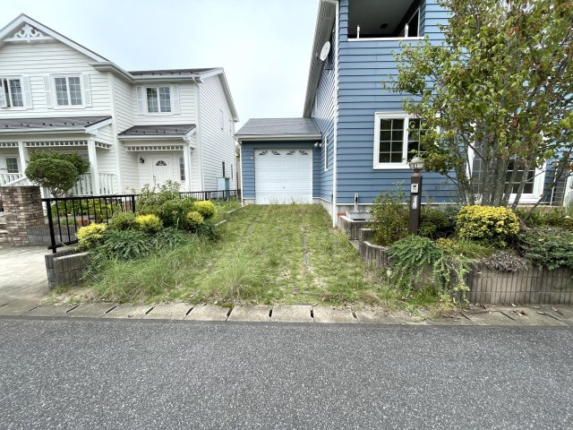 季美の森南売り中古戸建の庭