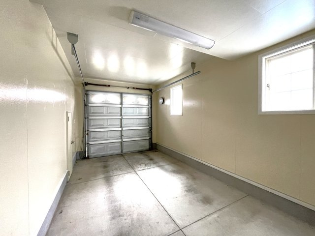 季美の森南売り中古戸建のその他|ガレージです♪