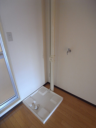 ヤマウラ77ビルの洗面所