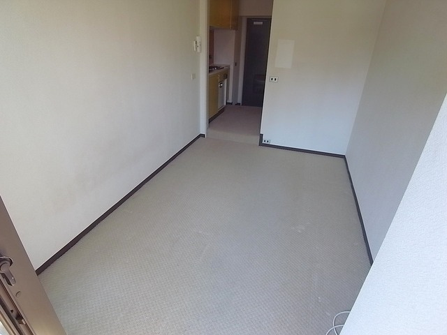 ネオダイキョー神戸元町の居間・リビング