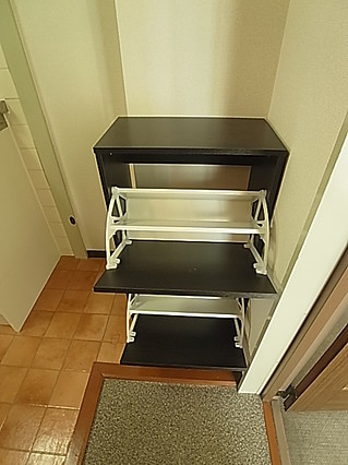 楠ビレッジの玄関