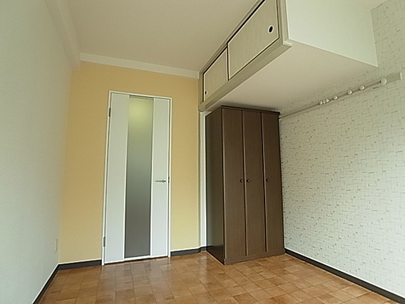 楠ビレッジの居間・リビング