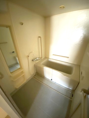 深江駅前ビルの浴室