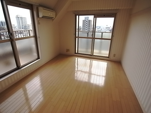 ソルジェンテ御影の居間・リビング