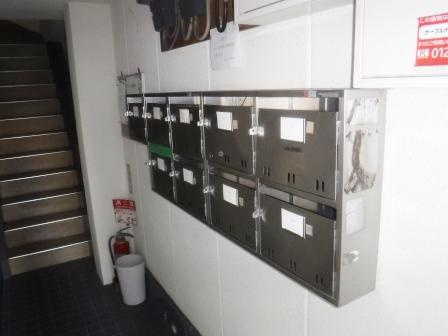 MOAビルのロビー