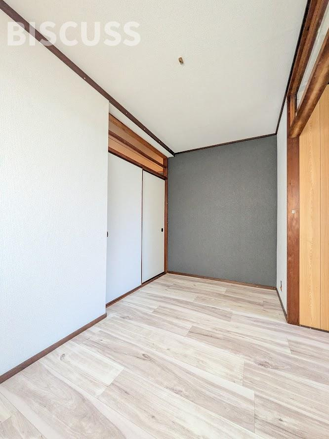 泉マンションの居間・リビング