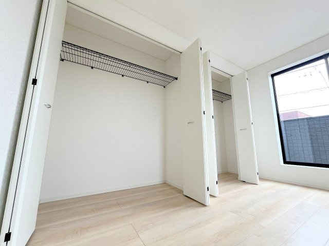 昭島市郷地町2丁目　新築戸建の収納