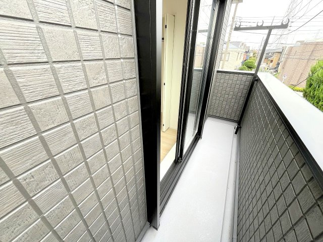 昭島市郷地町2丁目　新築戸建のバルコニー