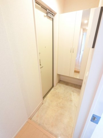 【玄関】