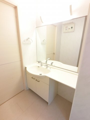 【独立洗面台】