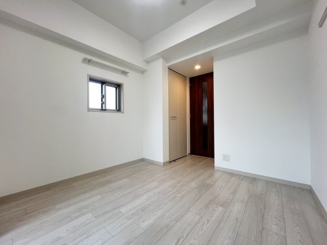 エステムコート神戸湊町の寝室