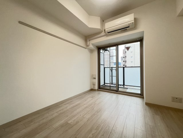 エステムコート神戸湊町の居間・リビング