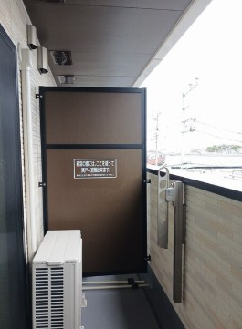 船橋市滝台２丁目のアパートのバルコニー