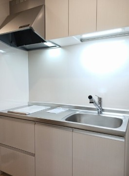 船橋市滝台２丁目のアパートのキッチン