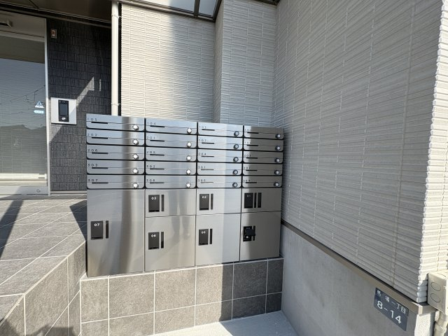 カーサ・フェリーチェ長岡京のその他共用部分|宅配ボックス