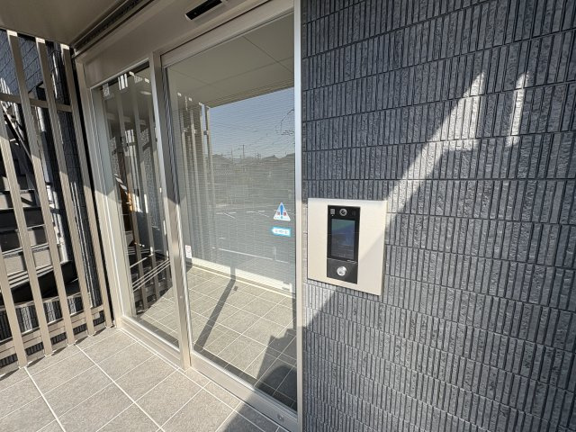 カーサ・フェリーチェ長岡京のエントランス