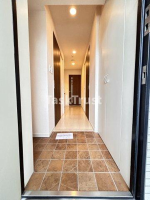 【玄関】 | オアシス梅田 | ※反転タイプになります