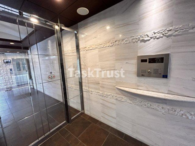 【エントランス】 | オアシス梅田