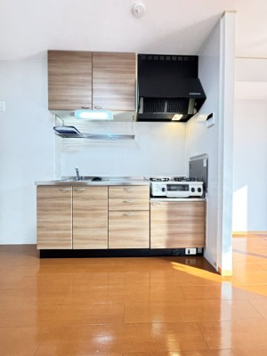 【キッチン】 | リビングタウン弓ヶ浜G棟 | イメージ102号室の写真