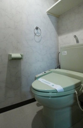 目黒区青葉台３丁目の賃貸マンションのトイレ