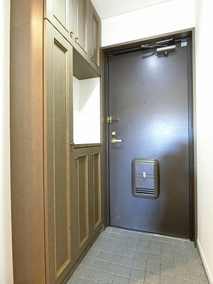 【玄関】 | ライオンズマンション岡山医大東 | 玄関収納　※2021年9月撮影