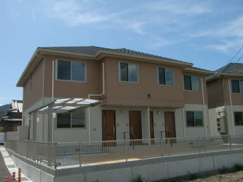 シャーメゾン・ベアーレ B棟の外観