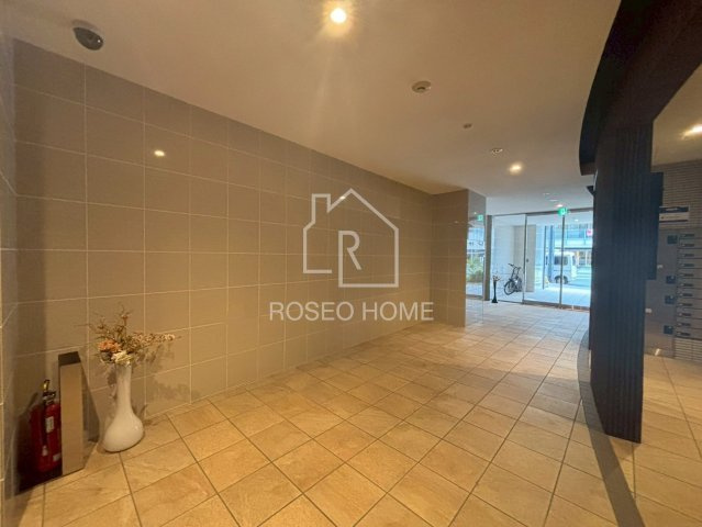 リ・フォルーチェ大阪城のロビー