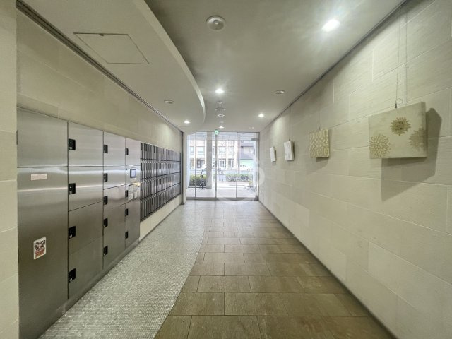 BRAVI南堀江　日吉小学校区のロビー|BRAVI南堀江　ロビー