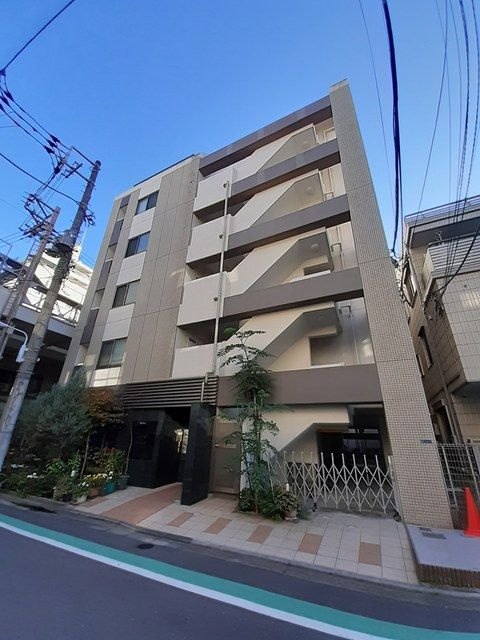 アウラ新御徒町の外観