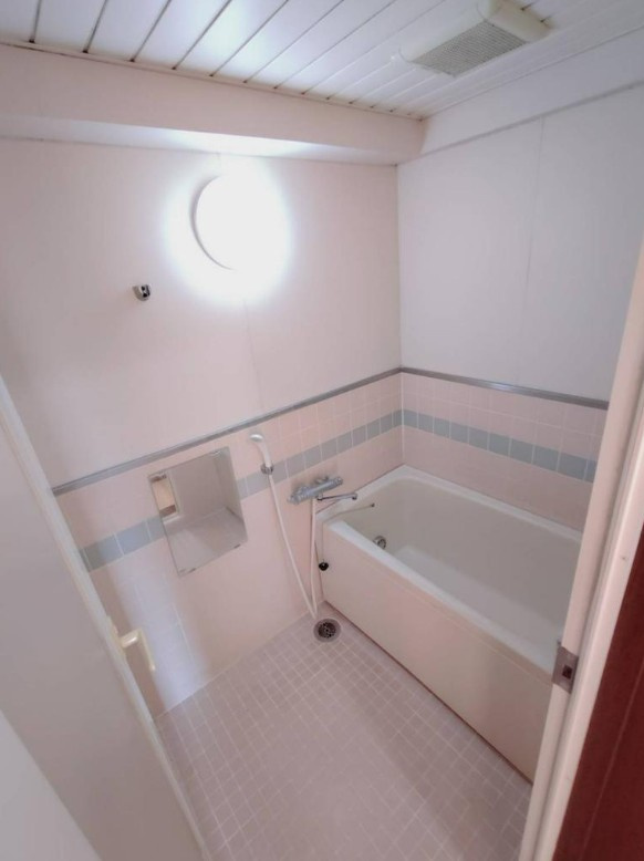 ソレイユ久保の浴室