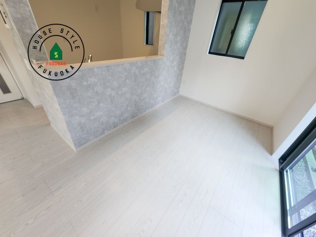 東区奈多2丁目第5-5棟（4号棟）の内観：施工例|キッチンから立ち込める香りが今日の料理を期待させます。