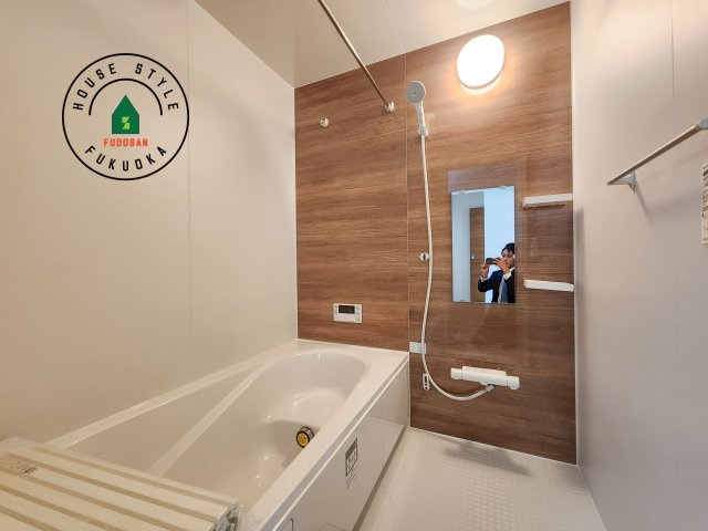 東区奈多2丁目第5-5棟（5号棟）の内観：施工例|1日の疲れを癒してくれる広々バスルーム。雨の日のお洗濯にも大活躍な浴室乾燥機付です！