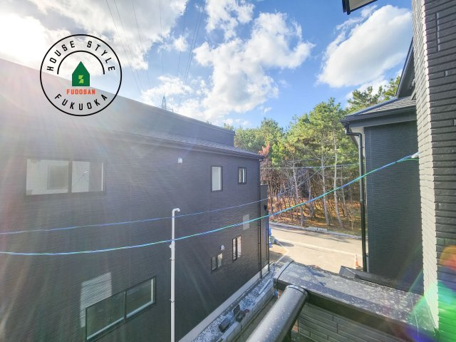 東区奈多2丁目第5-5棟（5号棟）の展望|窓から緑が見える物件も魅力的です。