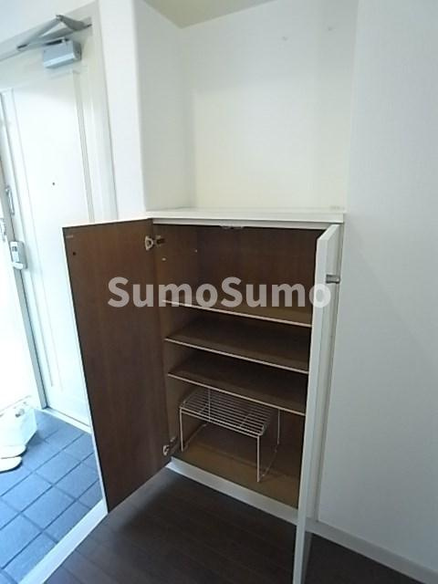 プレシードB棟の収納