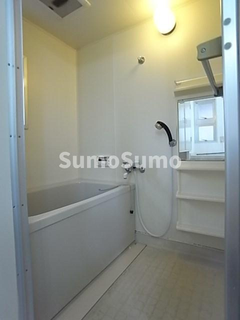 プレシードB棟の浴室