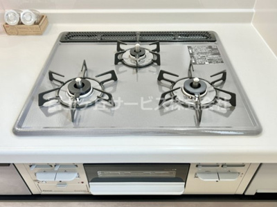 【その他】 | 田方郡函南町仁田  新築一戸建て A号棟 | 3口コンロです