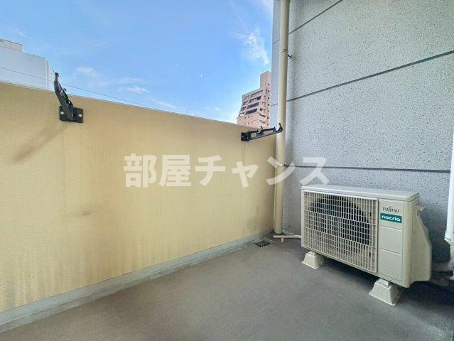 プレサンス鶴舞公園ウィズのバルコニー
