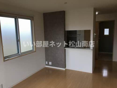 【居間・リビング】 | タウンコート筒井 Ａ棟