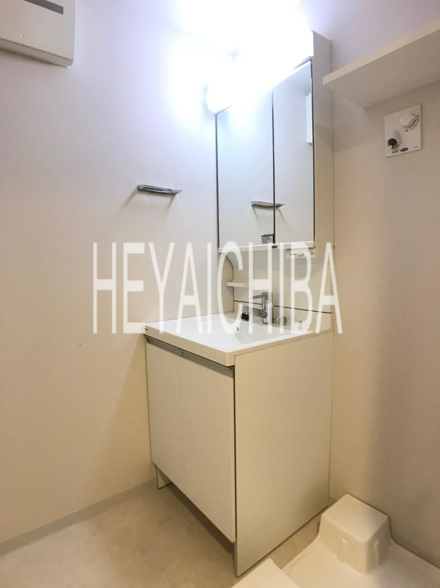 千代田区外神田３丁目の賃貸マンションの洗面所