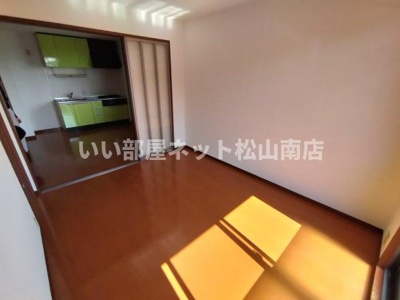 【居間・リビング】 | シャーメゾン東垣生 Ａ棟