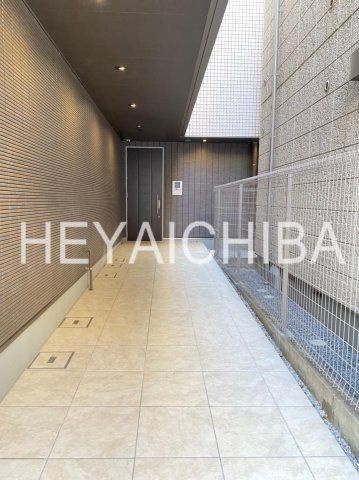 グランパーク本所のエントランス