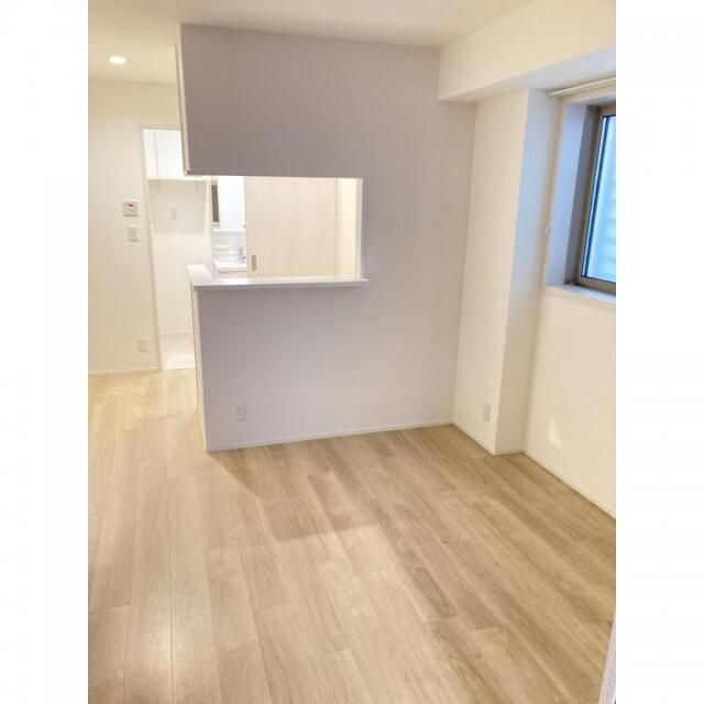 グランパーク本所の居間・リビング