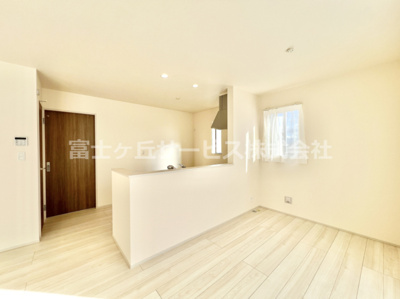 【キッチン】 | 沼津市大岡 5期  新築一戸建て C号棟 | キッチンです