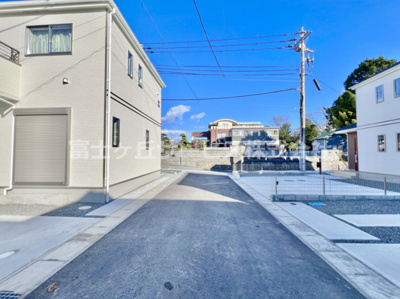 【前面道路含む現地写真】 | 沼津市大岡 5期  新築一戸建て C号棟 | 前面道路含む現地写真です